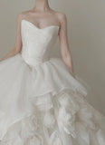 Elegant White Trailing Heart-shaped Neckline 3D Floral Tulle Ball Gown Wedding Dress HZ1022