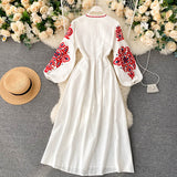 Bohemian Embroidered Round Neck Balloon Sleeve Women Dress HZ1022