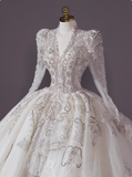 Long-sleeved V-neck French-style luxurious floor-length white wedding dress HZ1022