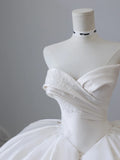 Clean white flowing V-neck satin lace wedding dress HZ1022