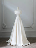 Elegant white simple one-shoulder satin bow applique floor-length wedding dress HZ1022