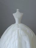 Flowing White Tulle A-Line Floor-Length Wedding Dress HZ1022