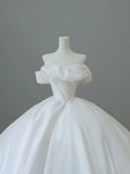 Elegant and simple white strapless satin wedding dress without decoration HZ1022