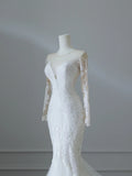 Vintage Lace Round Neck Long Sleeve Mermaid Tulle Wedding Dress HZ1022