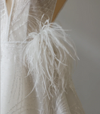 Elegant Round Neck Sleeveless Tulle A-Line Wedding Dress HZ1022