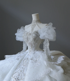 French court retro white long-sleeved beaded luxury floor-length wedding dress HZ1022