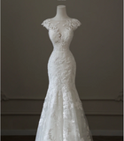Elegant White Lace Round Neck Sleeveless Tulle Mermaid Wedding Dress HZ1022