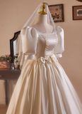 French Retro Lace Puffy Satin Short Sleeve Bowknot A-Line Wedding Dress HZ1022