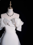 Elegant and simple one-shoulder satin mermaid floor-length wedding dress HZ1022