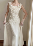 Elegant and minimalist sleeveless chiffon lace wedding dress HZ1022