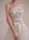Elegant off-the-shoulder white lace tulle floor-length wedding dress HZ1022
