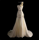 Retro One Shoulder Strapless 3D Flower Fishtail Wedding Dress with Small Train HZ1022