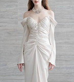 One-shoulder simple long-sleeved satin waist pleated small train mermaid wedding dress HZ1022