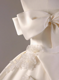 Elegant and simple one-shoulder satin flower white wedding dress HZ1022
