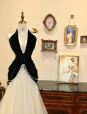 Elegant Black Velvet Halter Neck Deep V Neck White Tulle Wedding Dress HZ1022