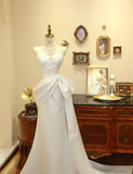 Elegant Sweetheart Neck Satin Fishtail Butterfly Wedding Dress HZ1022