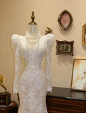 Elegant Vintage White Lace V-Neck Long Sleeve Mermaid Wedding Dress HZ1022