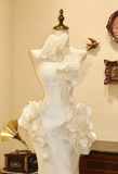 Princess White Retro V-neck Short Sleeve Satin Sweet Wedding Dress HZ1022
