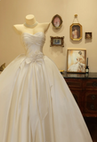 Simple and elegant sweetheart neckline white satin floor-length wedding dress HZ1022