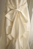 Simple Satin Bowknot Tube Top Retro A-Line Princess Floor-Length Wedding Dress HZ1022