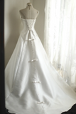 Retro Royal Princess Hand-beaded Bowknot A-line Floor-length Satin Wedding Dress HZ1022