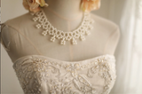Retro palace irregular pleated white satin tube top A-line floor-length wedding dress HZ1022