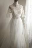 Elegant White Short Sleeve Vintage Palace Lace A-Line Wedding Dress HZ1022