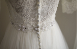 Elegant White Short Sleeve Vintage Palace Lace A-Line Wedding Dress HZ1022
