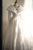 Retro White Dark Pattern Printed Leg of Mutton Sleeve Bowknot Small Train Wedding Dress HZ1022