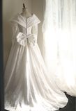 Retro White Dark Pattern Printed Leg of Mutton Sleeve Bowknot Small Train Wedding Dress HZ1022