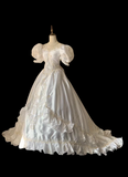 Retro Puff Sleeves Earrings Beaded Princess Wedding Dress with Train HZ1022