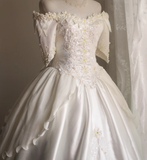 Soft cream hand-beaded one-shoulder vintage wedding dress HZ1022