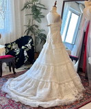 Retro tube top lace cake fishtail wedding dress with small train HZ1022