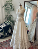 Vintage Halter Neck Silver Thread Beaded Satin Train Wedding Dress HZ1022