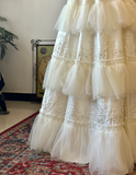 Retro Strapless Cake Skirt Layered Floor-Length Wedding Dress HZ1022