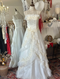 Gentle retro vintage sling ruffled wedding dress HZ1022