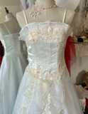 Gentle retro vintage sling ruffled wedding dress HZ1022
