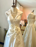 Vintage V-neck White Backless 3D Flower Beaded Embroidery Satin Floor-length Wedding Dress HZ1022