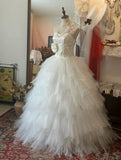Elegant White Sweetheart Neck Layered Tulle Cake Princess Floor-Length Wedding Dress HZ1022