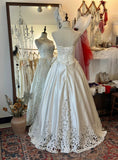 Princess Strapless Thick Satin Bowknot Hollow Design Back Tie Floor Length Wedding Dress HZ1022