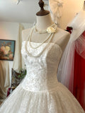 Vintage Strapless Rose Embroidery Wedding Dress with Train HZ1022