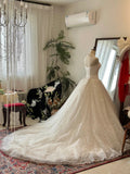 Vintage Strapless Rose Embroidery Wedding Dress with Train HZ1022