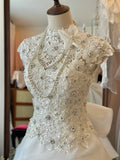 Retro Elegant Heavy Beaded Lace Tulle Splicing Shoulder-Wrap Trailing Wedding Dress HZ1022