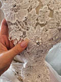 Retro Elegant Heavy Beaded Lace Tulle Splicing Shoulder-Wrap Trailing Wedding Dress HZ1022