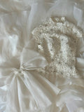 Retro Elegant Heavy Beaded Lace Tulle Splicing Shoulder-Wrap Trailing Wedding Dress HZ1022