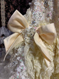 Retro light yellow tube top bow beaded lace princess trailing wedding dress HZ1022