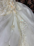 Gentle Princess Strapless Lace Flower Beaded Tulle Floor-Length Wedding Dress HZ1022