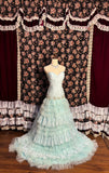 Elegant and gentle mint green heart-shaped collar beaded cake multi-layered tulle wedding dress HZ1022