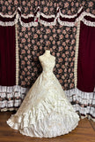 Retro Elegant Strapless Satin Embroidery Wedding Dress with Train HZ1022
