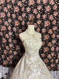 Retro Elegant Strapless Satin Embroidery Wedding Dress with Train HZ1022